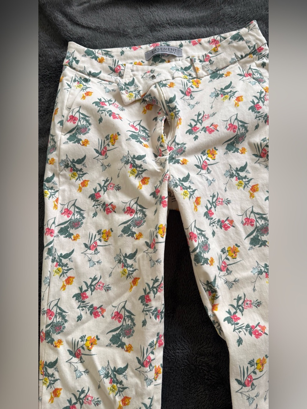 Women’s Skinny Floral Print Jeans - White with Pink & Yellow Flowers